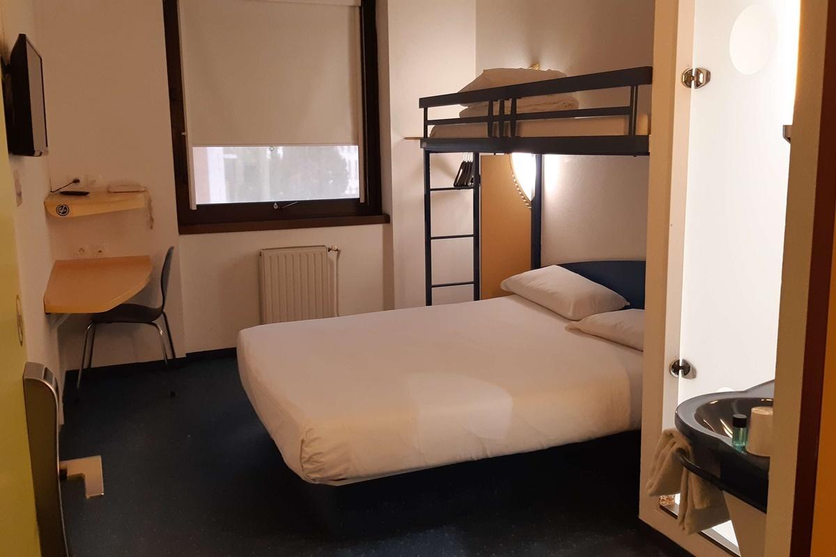 Kyriad Direct Montauban Centre المظهر الخارجي الصورة