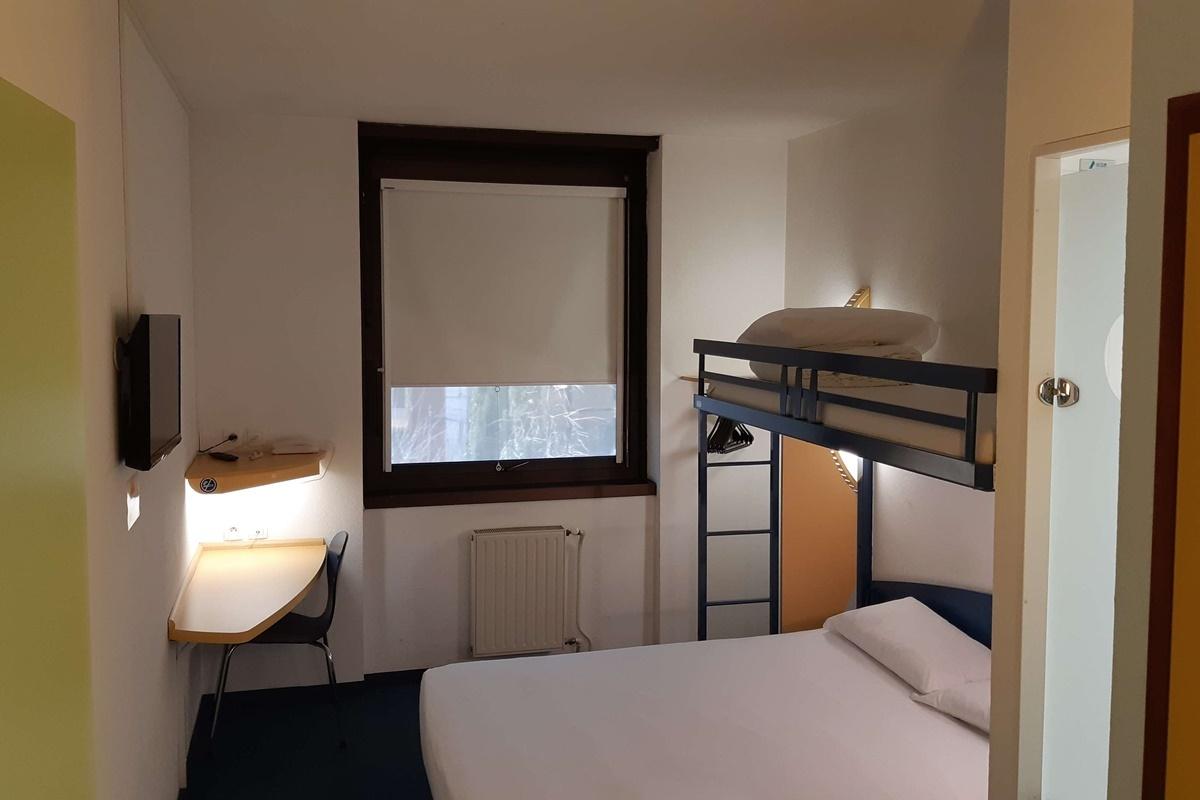 Kyriad Direct Montauban Centre المظهر الخارجي الصورة