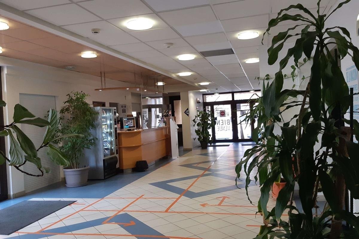 Kyriad Direct Montauban Centre المظهر الخارجي الصورة