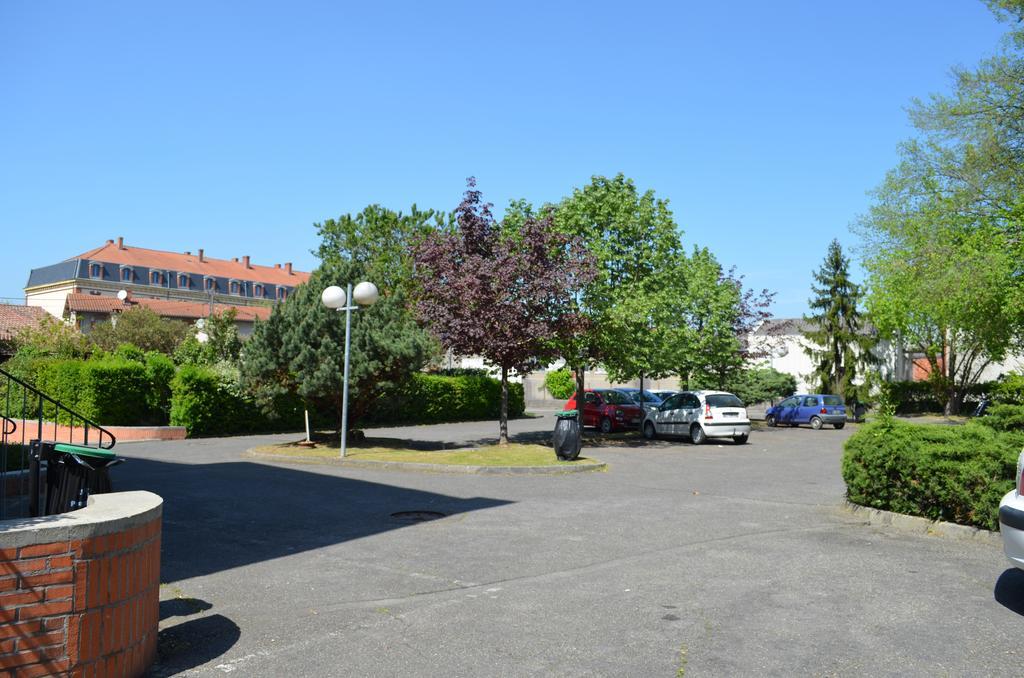 Kyriad Direct Montauban Centre المظهر الخارجي الصورة